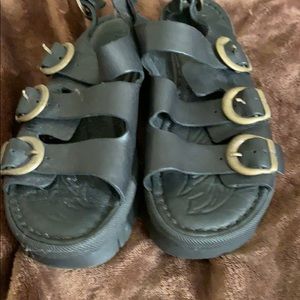 Born leather sandals